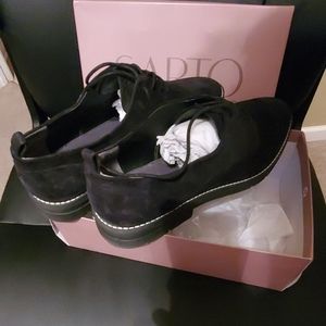 Black oxfords(women) size 12